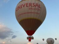 KAPADOKYA’DA BALONLAR TÜRK BAYRAKLARIYLA HAVALANDI
