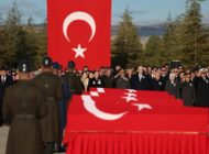 TÜRKİYE ŞEHİTLERİNİ UĞURLADI