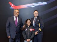 THY, ŞEHİT MÜHENDİSİN KIZINI AĞIRLADI