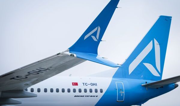 AJET FİLOSUNA 3 YENİ NESİL UÇAK DAHA KATILDI