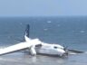 PİSTTEN ÇIKAN UÇAK DENİZE GİRDİ