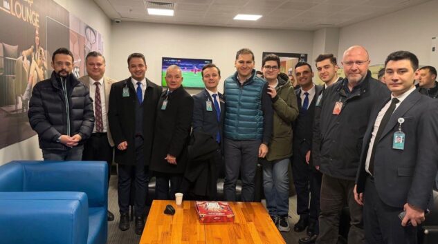 İSTANBUL HAVALİMANI’NDA BAYRAMLAŞMA