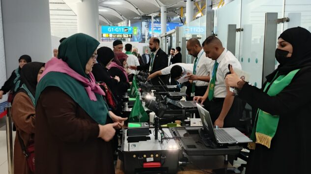 HACI ADAYLARI KUTSAL TOPRAKLARA GİTMEYE BAŞLADI