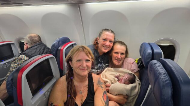 10 BİN METREDE DOĞUM