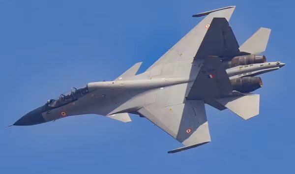 RUS SAVAŞ UÇAĞI KIRIM ÜZERİNDE DÜŞTÜ!