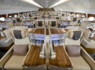 EMIRATES YENİLENEN İLK A380 UÇAĞINI HİZMETE ALDI