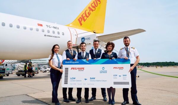 PEGASUS, LONDRA’DA GATWICK OPERASYONLARINA BAŞLADI