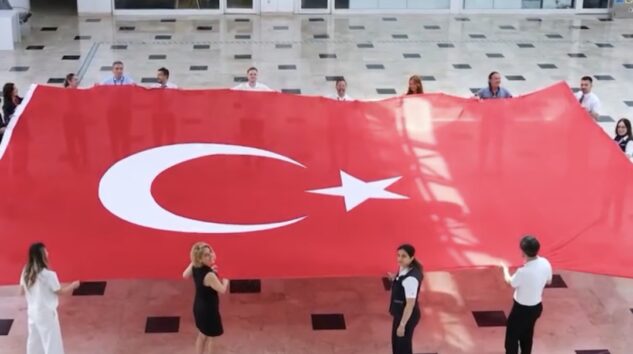 ANTALYA HAVALİMANI ÇALIŞANLARINDAN A MİLLİ TAKIMA DESTEK VİDEOSU