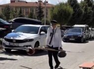 AHŞAPTAN UÇAK YAPAN BURAK’IN HAYALİ GERÇEK OLDU