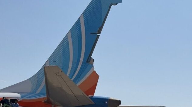 FLYDUBAI UÇAĞININ KUYRUĞU HASARLI İNDİ