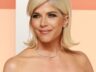 SELMA BLAIR UÇAKTA KABİN EKİBİNE SALDIRDI!