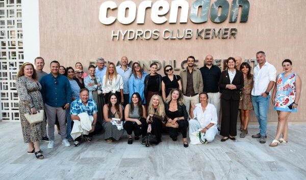 CORENDON, TENİS DÜNYASII KEMER’DE AĞIRLADI